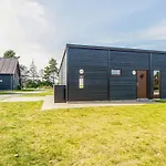 Vakantiehuis Three-Bedroom Holiday home in Rømø 34 *