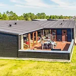 Three-Bedroom Holiday home in Rømø 34 Vakantiehuis *