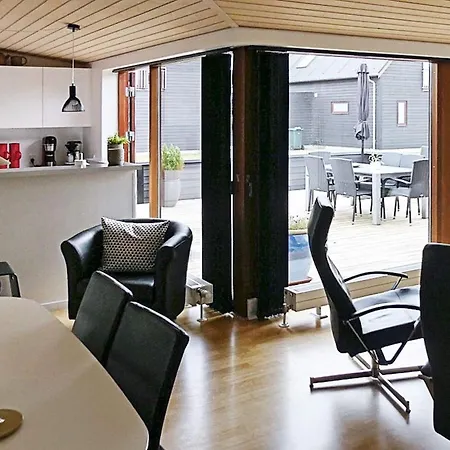 Exclusive Retreat With - By Traum Holiday home