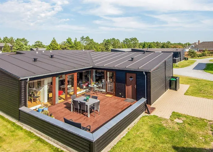 Exclusive Retreat With - By Traum Holiday home *