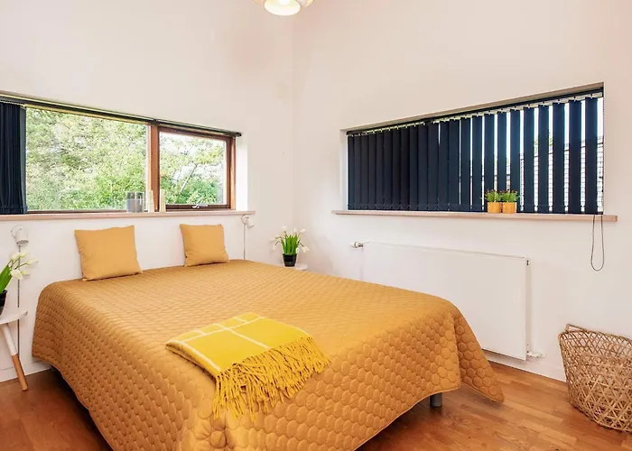 Exclusive Retreat With - By Traum Romo Kirkeby