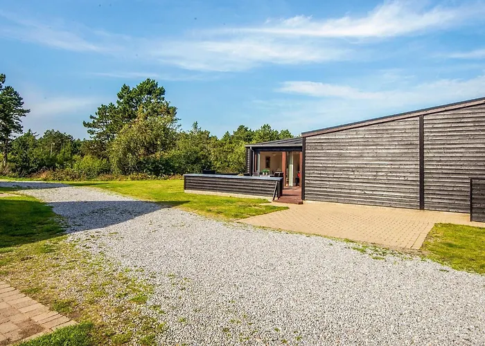 Exclusive Retreat With - By Traum Romo Kirkeby